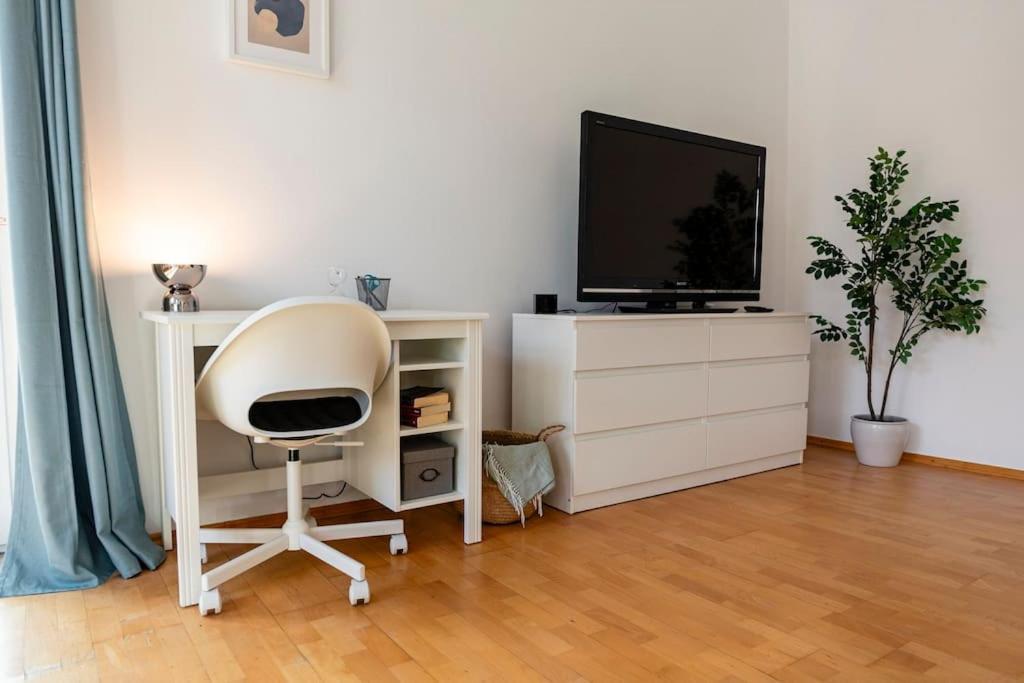 Savoir-Vivre In Unserer Zentralen Balkonwohnung Wien Eksteriør billede